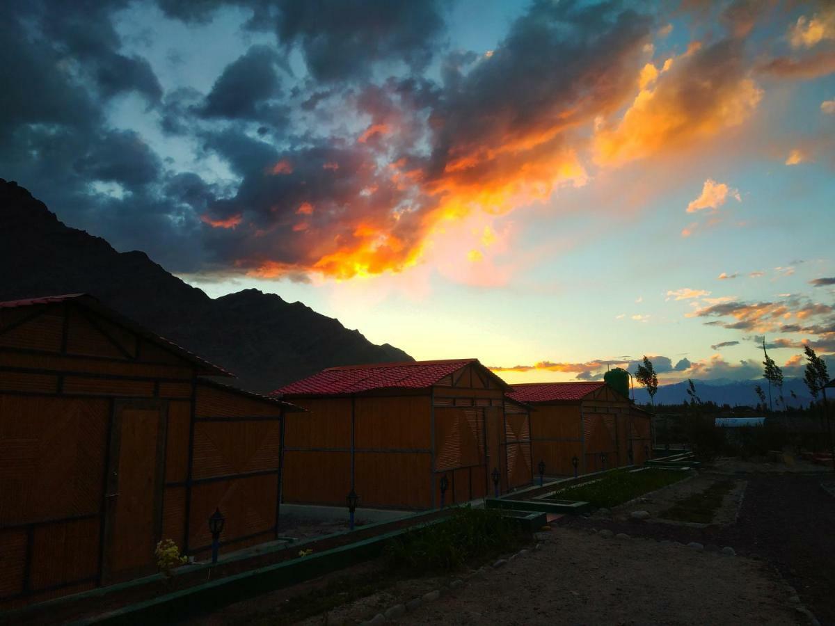 Neryok'S Indus View 호텔 Chimre 외부 사진